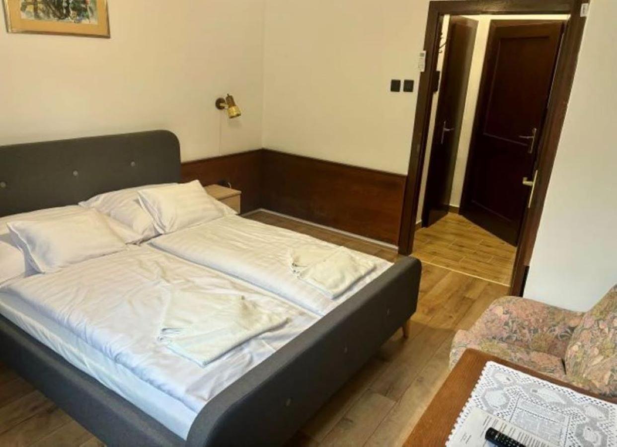 Hotel Blki Vendeghaz à Tihany Extérieur photo
